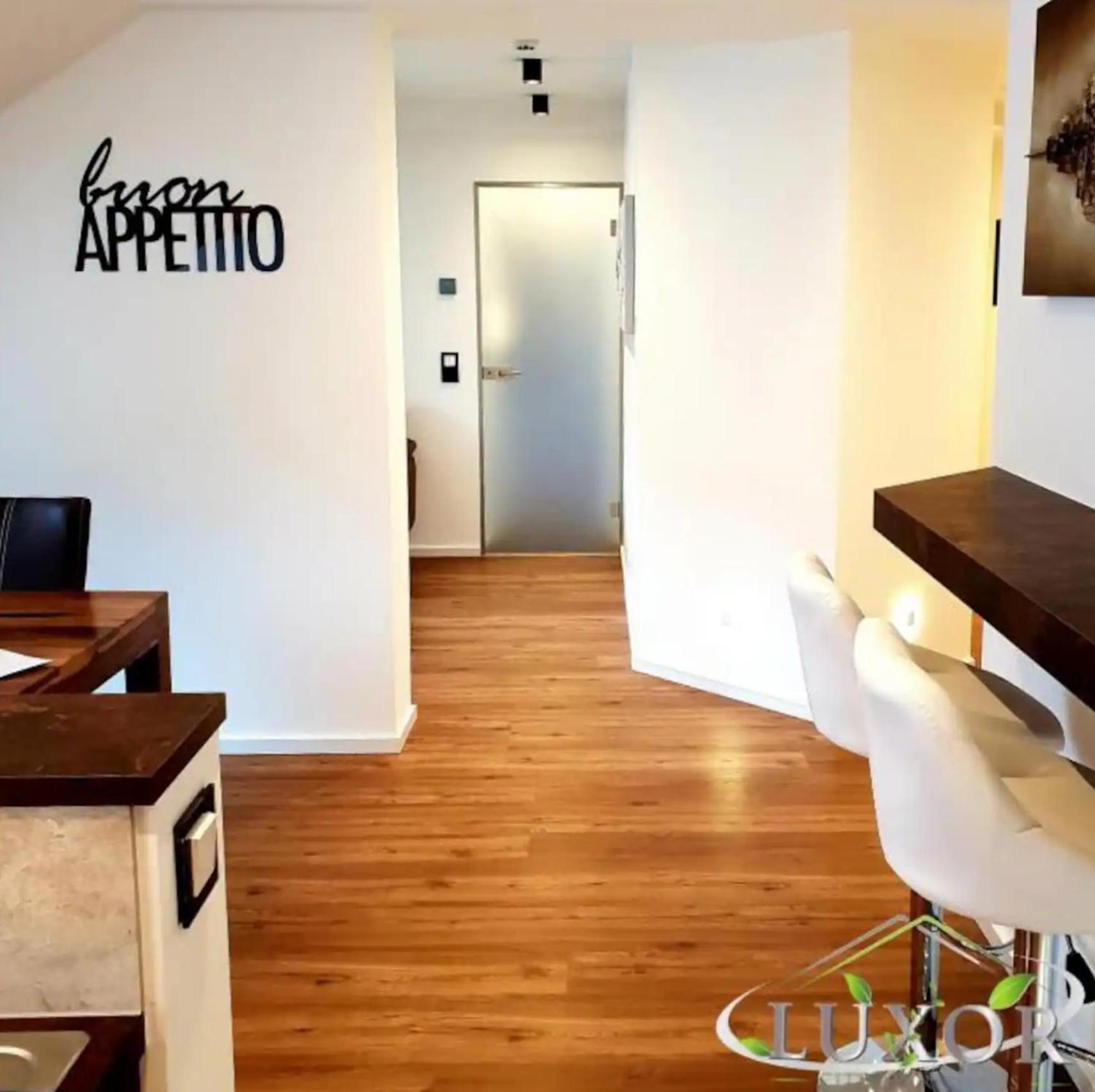 Luxor City Apartments Lienz Phòng bức ảnh